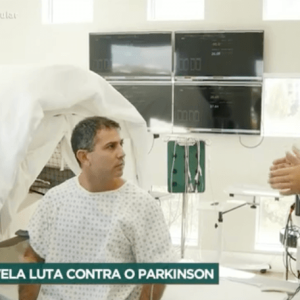 andre tal na sala de tratamento BTT em conversa com dr marc abreu